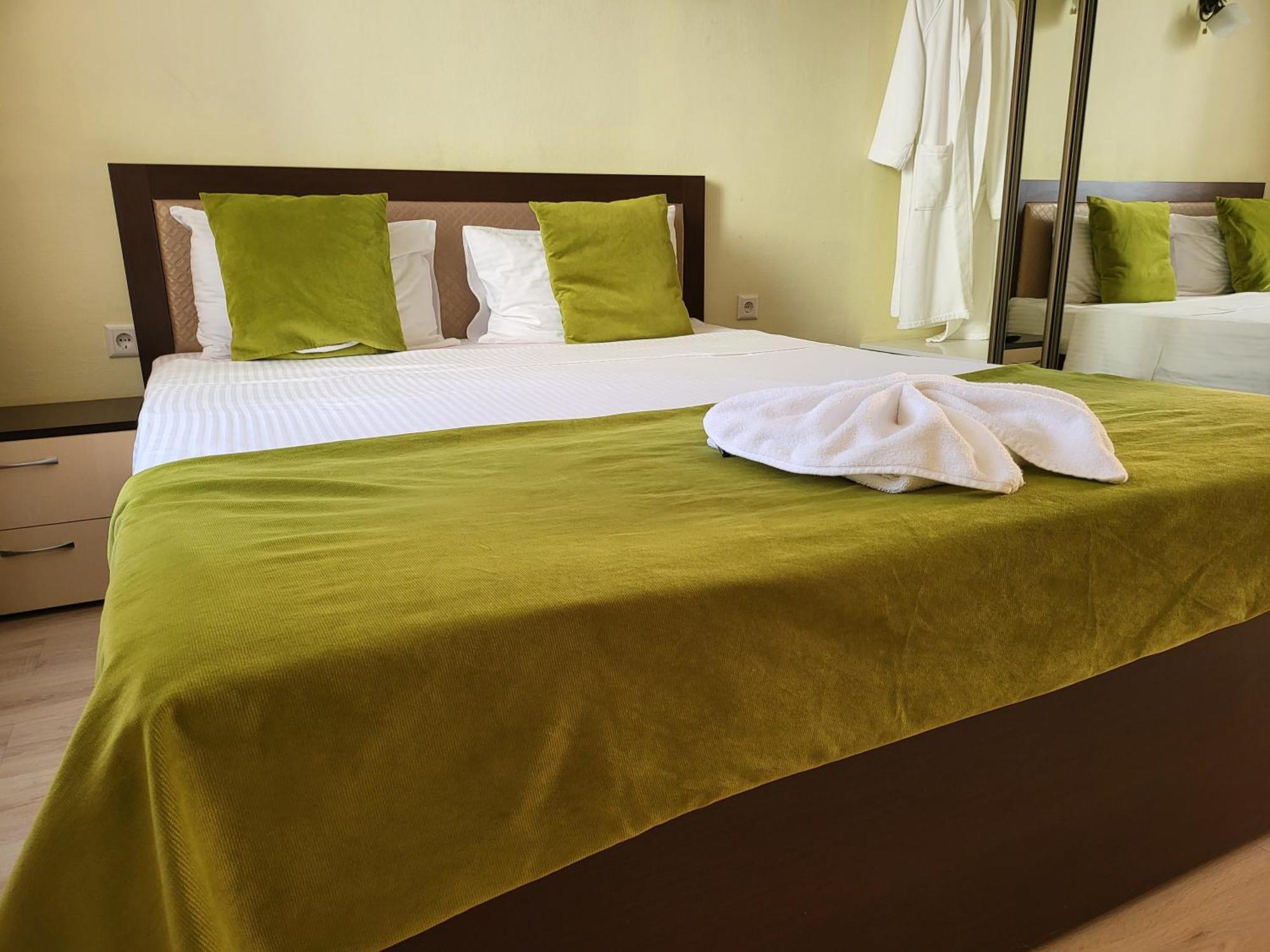 Comfort Hotel Chişinǎu Buitenkant foto