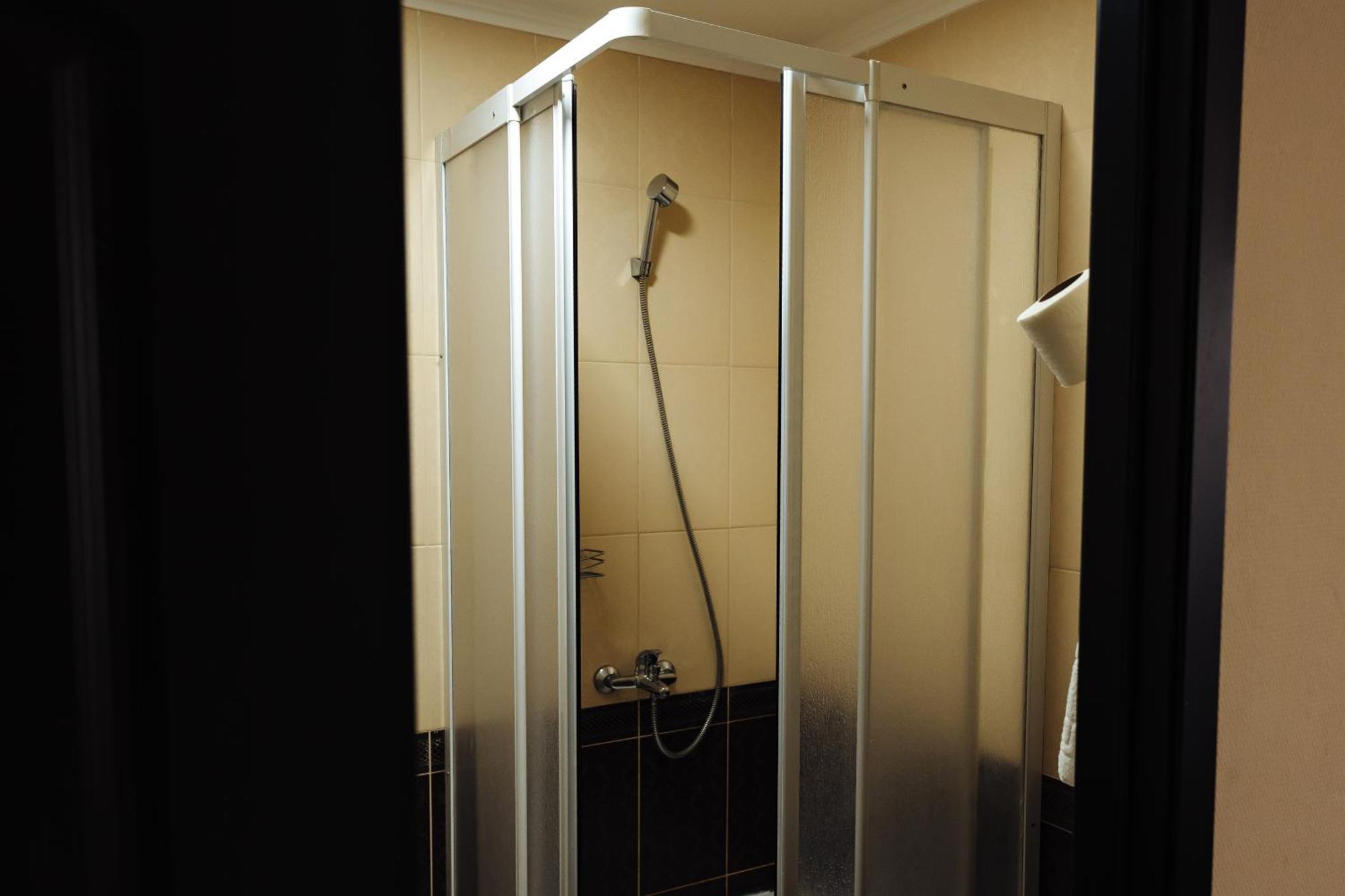 Comfort Hotel Chişinǎu Buitenkant foto