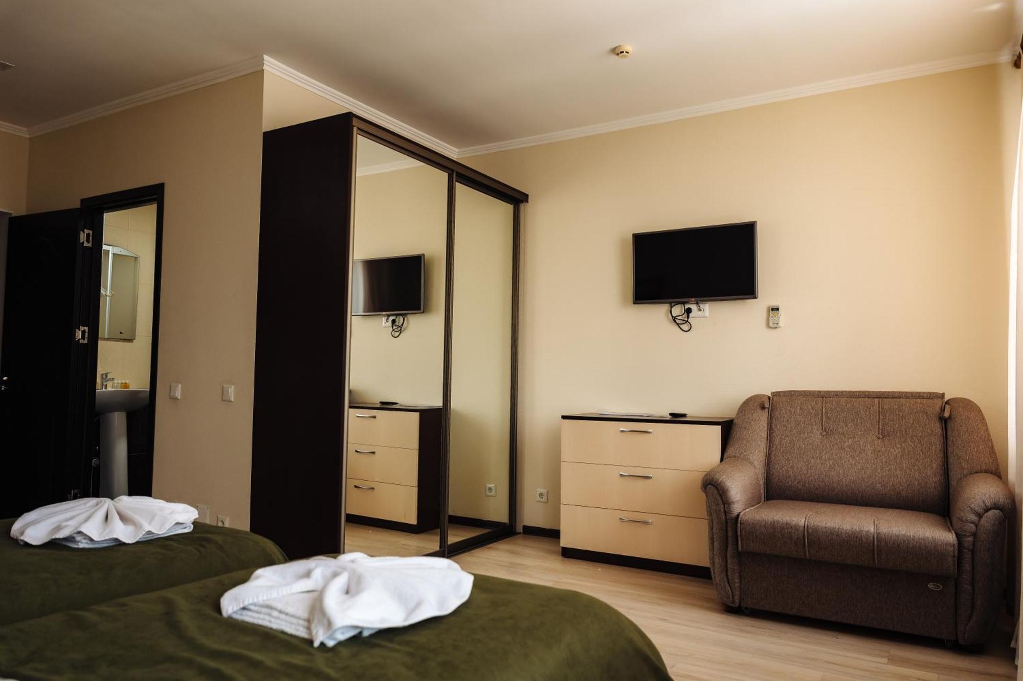 Comfort Hotel Chişinǎu Buitenkant foto
