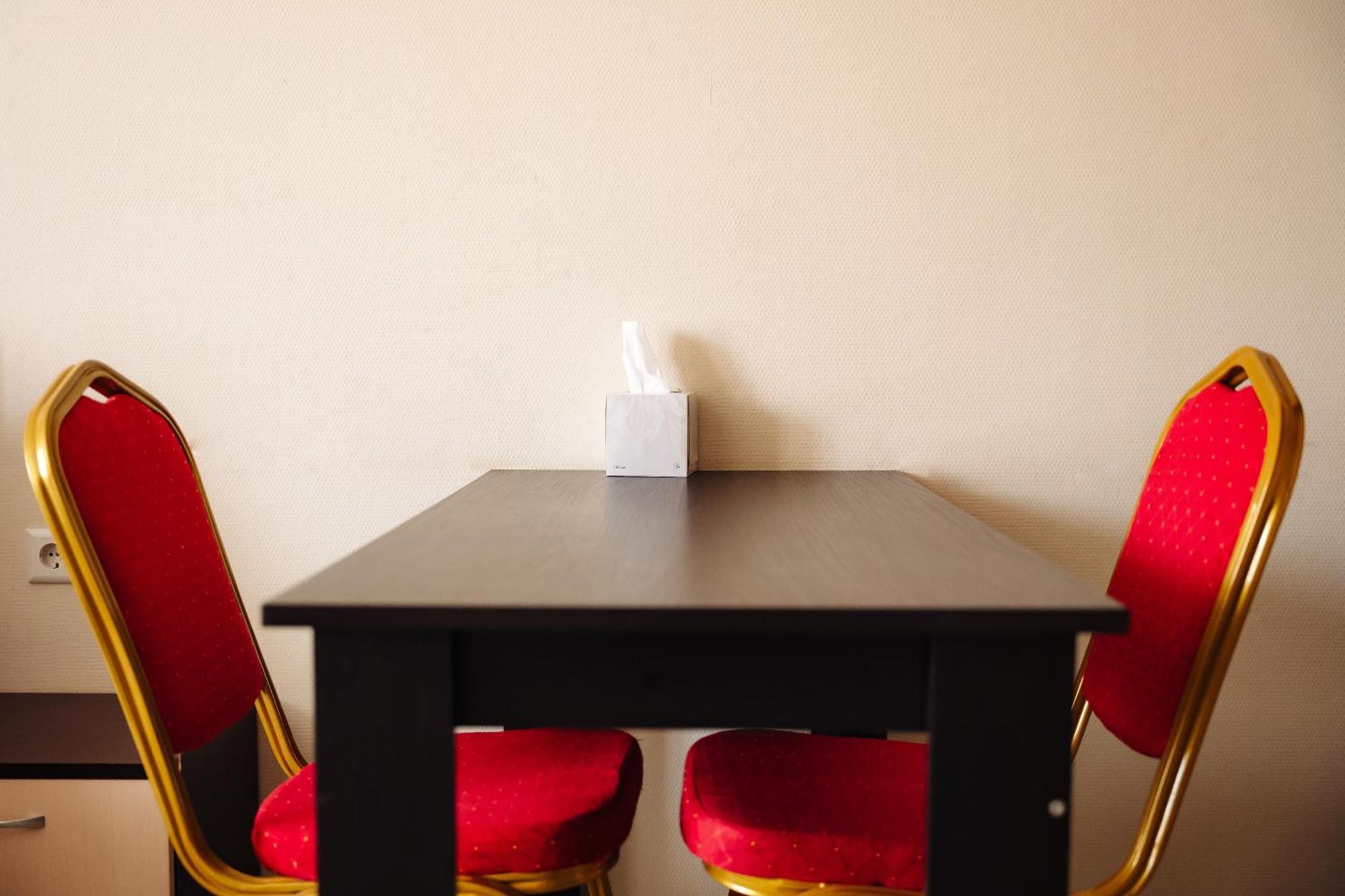 Comfort Hotel Chişinǎu Buitenkant foto