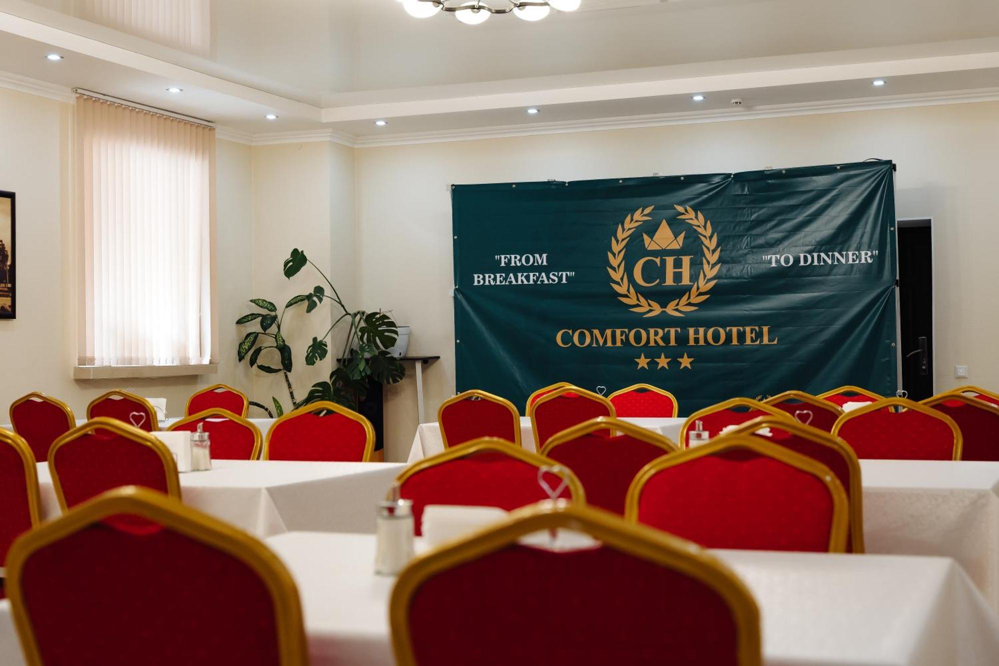 Comfort Hotel Chişinǎu Buitenkant foto