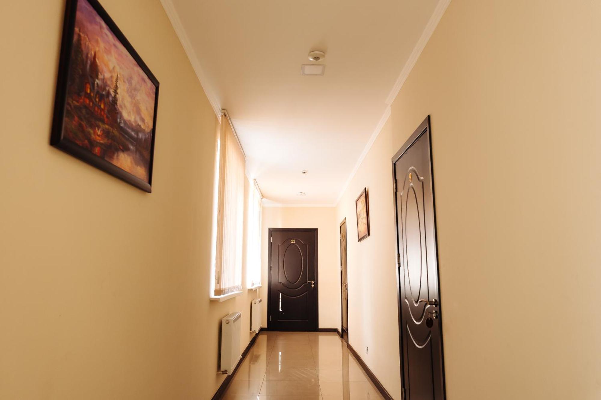 Comfort Hotel Chişinǎu Buitenkant foto