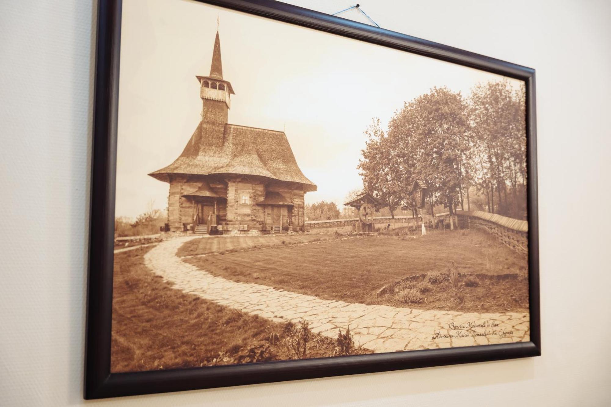 Comfort Hotel Chişinǎu Buitenkant foto